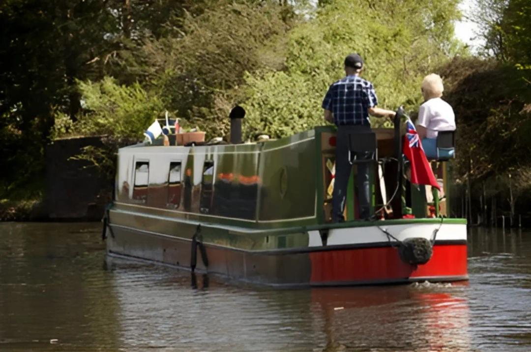 Why Choose Yachtsman for Barge & Narrowboat Insurance?